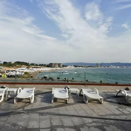 Апартамент У Моря В К-С Paradiso В Г. Несебър Apartment ภายนอก รูปภาพ